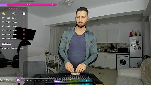 ZackFraser live sex cam