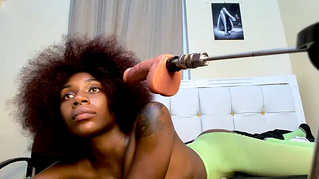 Snow_colada live sex cam