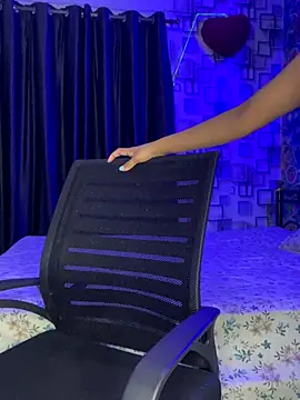 Hot_royalbhabhi live sex cam