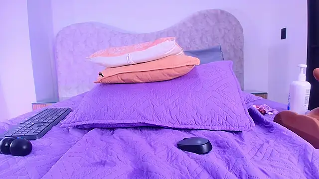 shelsyloreds live sex cam