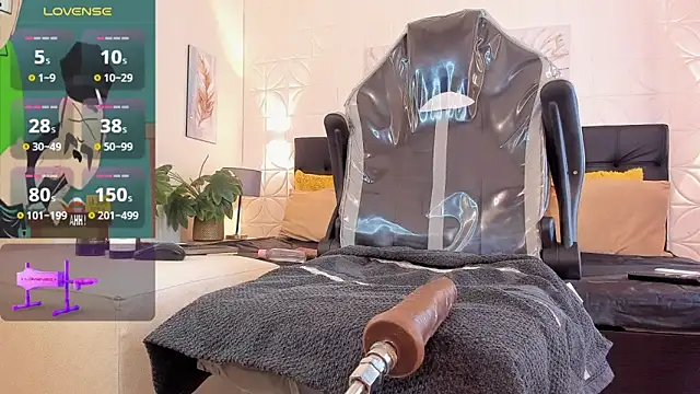 JUANDIAMONDS98 live sex cam