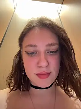lucy-joy live sex cam