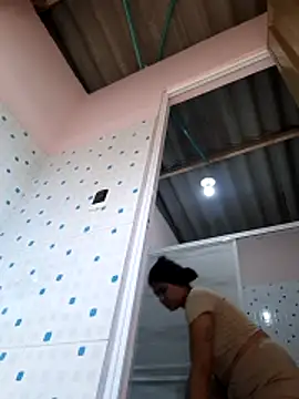 sexy-latin10 live sex cam