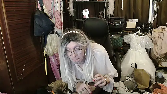 Ombeline1 live sex cam