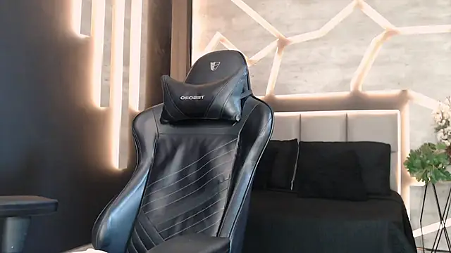 ArohomLester live sex cam