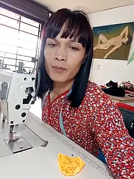 PaulinaLondra2 live sex cam