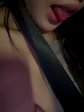 Honey-wanning live sex cam