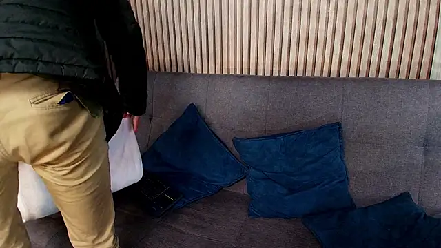 ZyroNight live sex cam