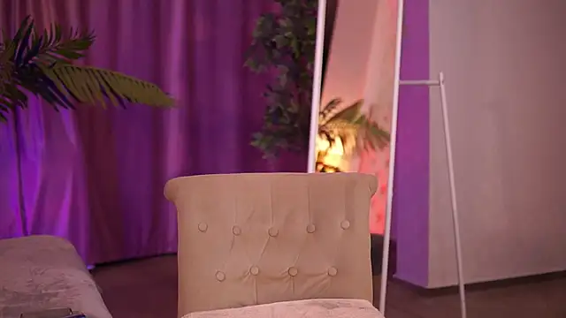 ZennySings live sex cam