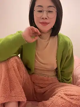 xiaoling2358 live sex cam