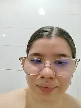 Danzel1105 live sex cam