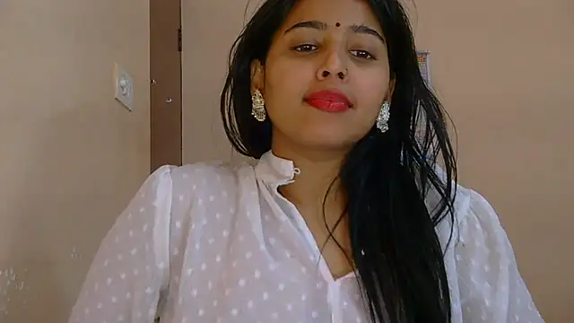 Cute-Simmi69 live sex cam
