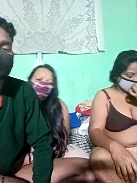 LoveOnStream live sex cam