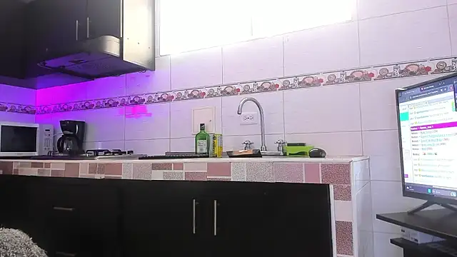 Emma-evans live sex cam