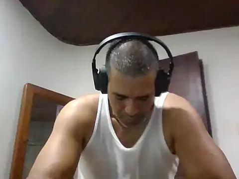 jackbigcock11 live sex cam