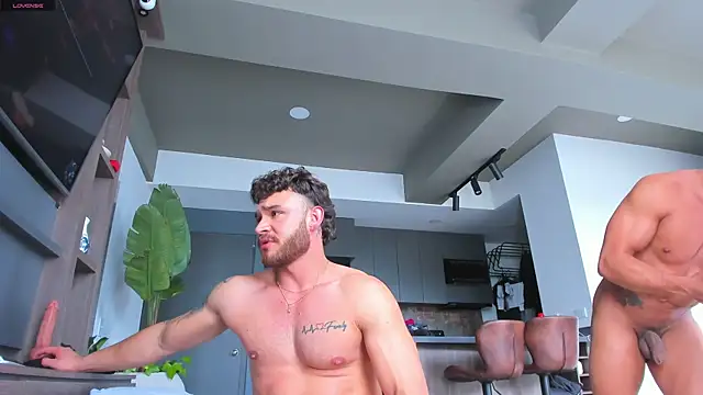 Maximo_Marcelo live sex cam