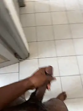 Black-mamba-madingo live sex cam