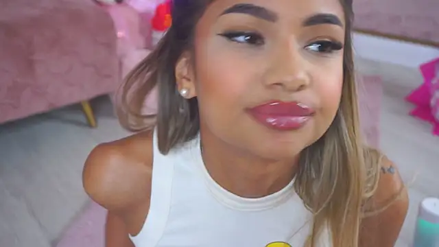 AshaYuva live sex cam