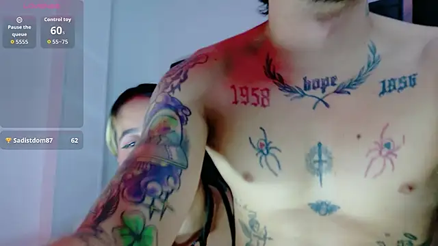 AliceandMax live sex cam