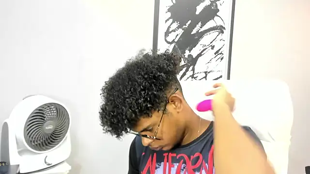 boylittle19cm live sex cam