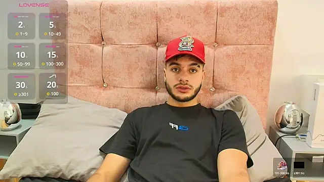 Amadeo_Wild live sex cam