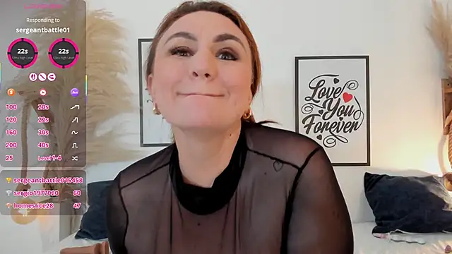 mia_lourence live sex cam