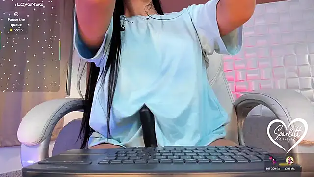 Scarlett_Kiiss live sex cam