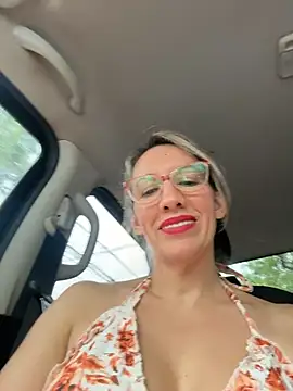 Gatitacarlita live sex cam