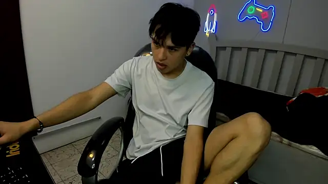 StiwenTwink live sex cam