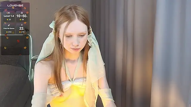 FoxyMira live sex cam