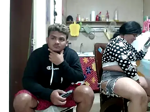 Boycuriousxxx live sex cam