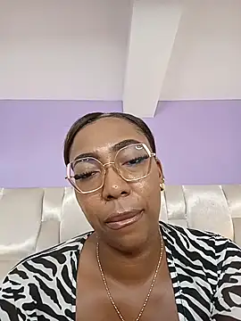 dirtyvictoria live sex cam