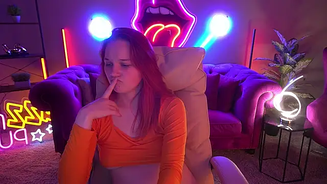 Sun_Shine_Lola live sex cam