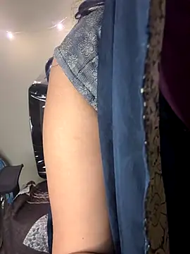 HeartQueen05 live sex cam