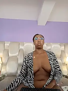 dirtyvictoria live sex cam