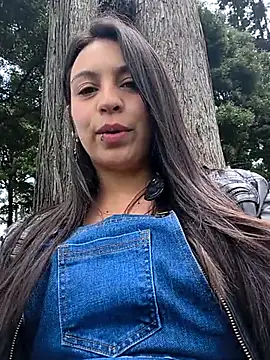 Nat_XxX live sex cam