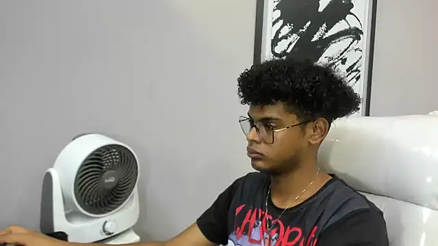 boylittle19cm live sex cam