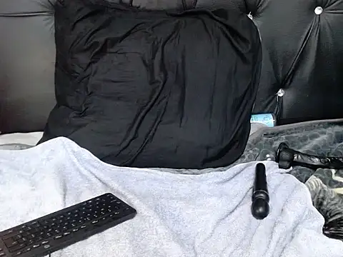 DimplyClit live sex cam