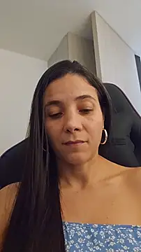 miaeyes live sex cam