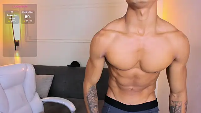 Paradise_boy_s live sex cam