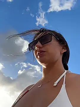 Ninabigtitied live sex cam