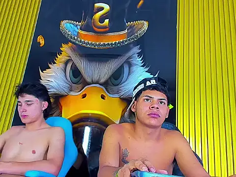 Tommy_bigcock19 live sex cam