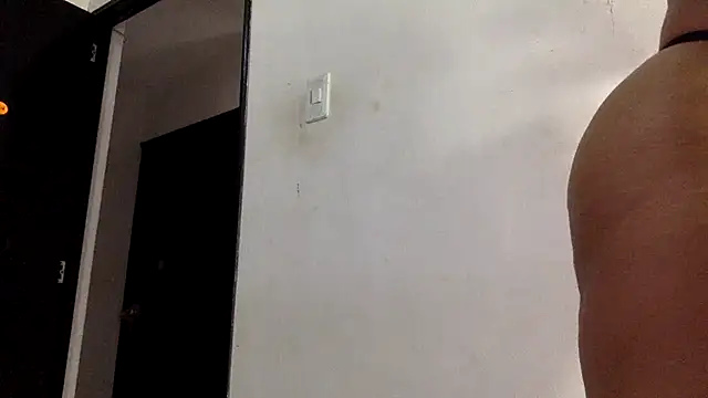 alanajonees22 live sex cam