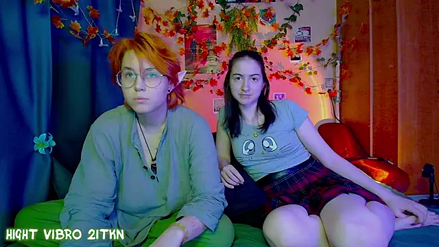 TrickyKitsune live sex cam