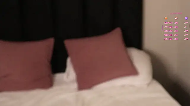 Sandy-the-Squirrel live sex cam