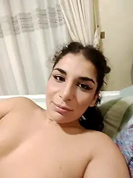 LolaDangerreal live sex cam