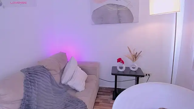 Agatha_brown1 live sex cam