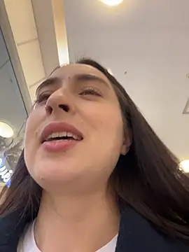 Holly_Play live sex cam