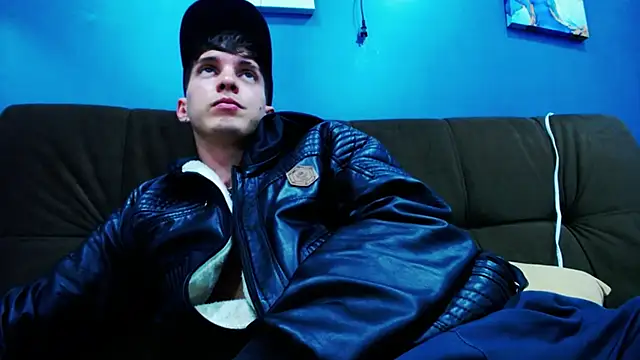 Jheampiiero live sex cam