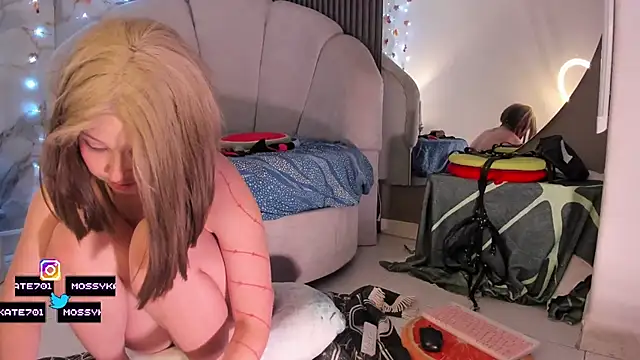 Katemoss70 live sex cam